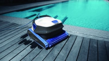 Робот для чистки бассейнов с любым покрытием DOLPHIN S300i